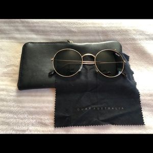Quay Mod star sunnies